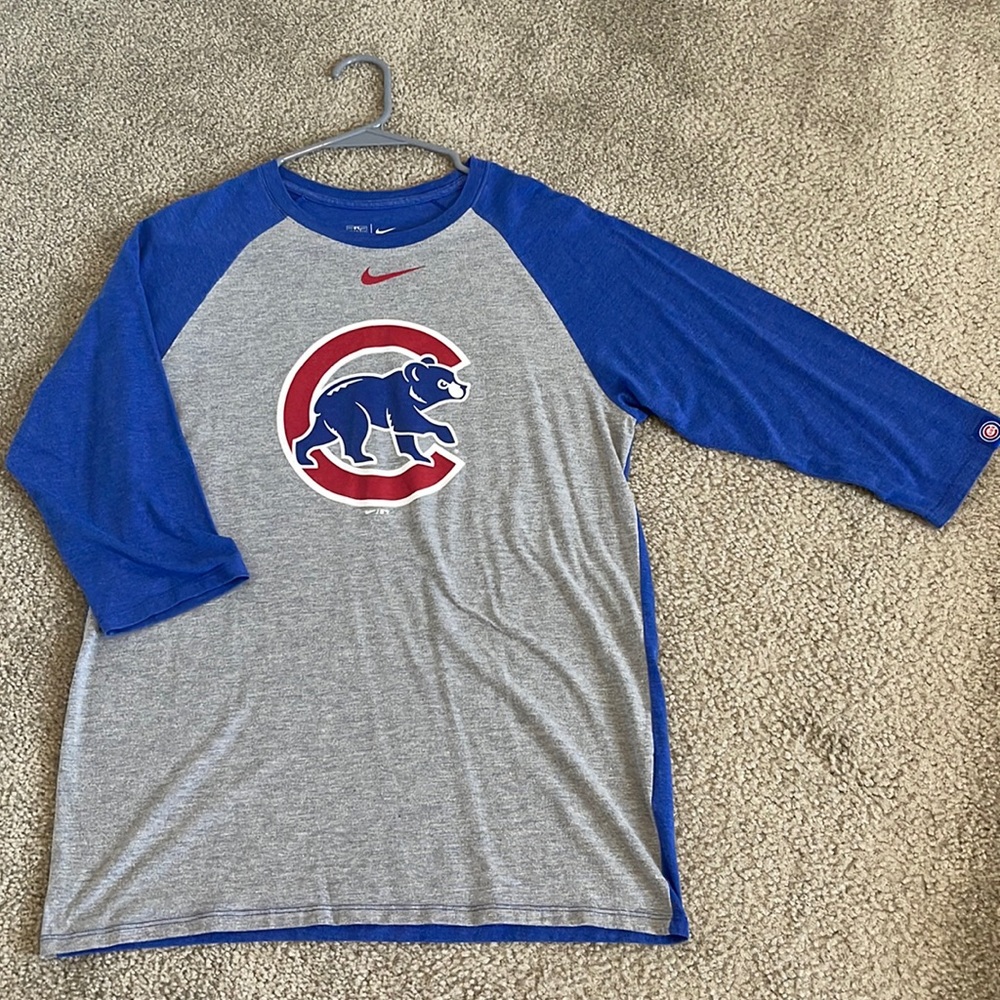Nike Men's Chicago Cubs Tshirt